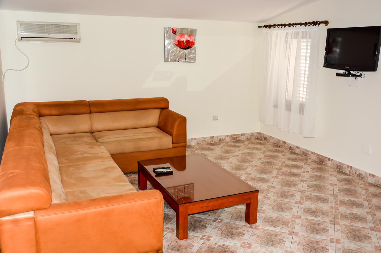 Petrovac Apartments Minja S מראה חיצוני תמונה